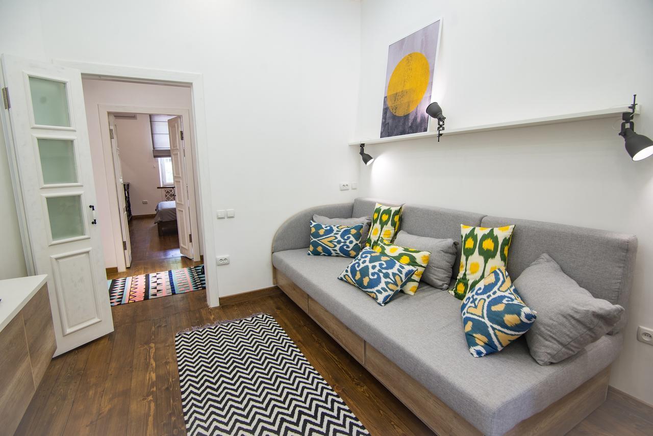 Art Apartment Tashkent Exterior photo